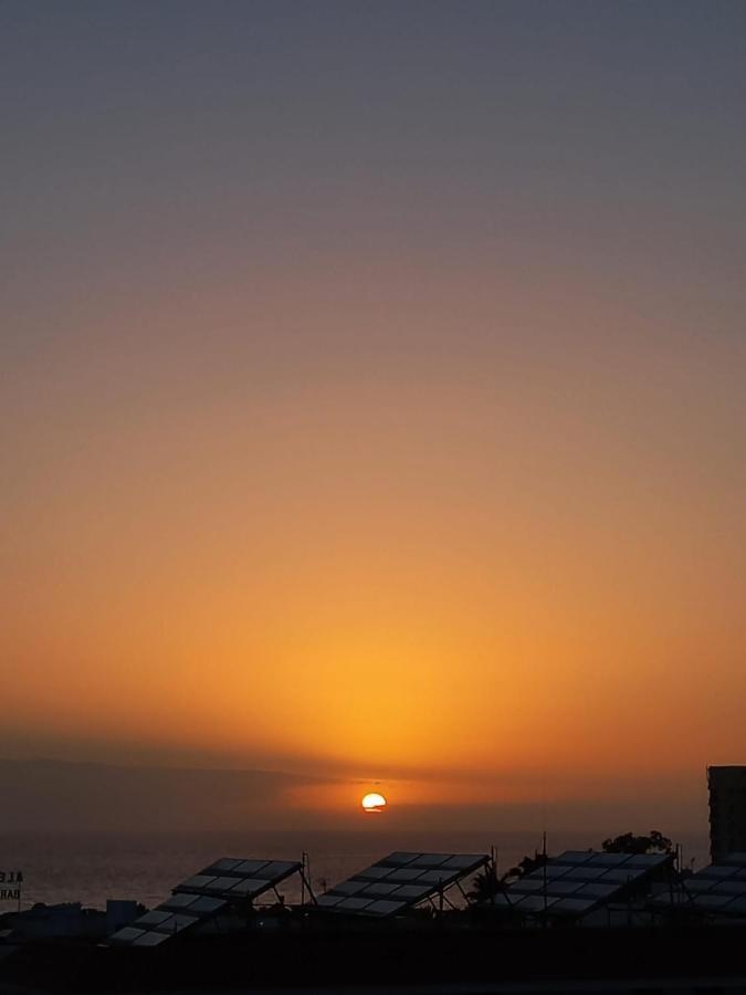 Sunset Over The Sea Playa de las Americas (Tenerife) Exterior foto
